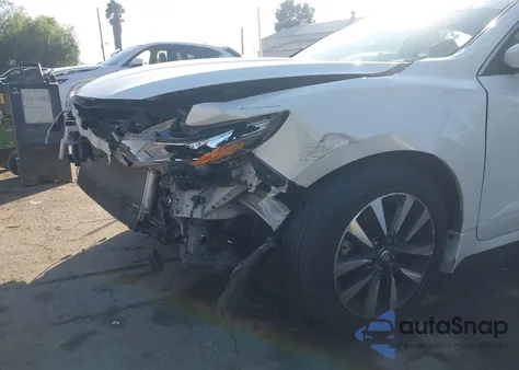 2016 Nissan Altima 2.5 Sv z USA, uszkodzony, nr VIN 1N4AL3AP7GC258751